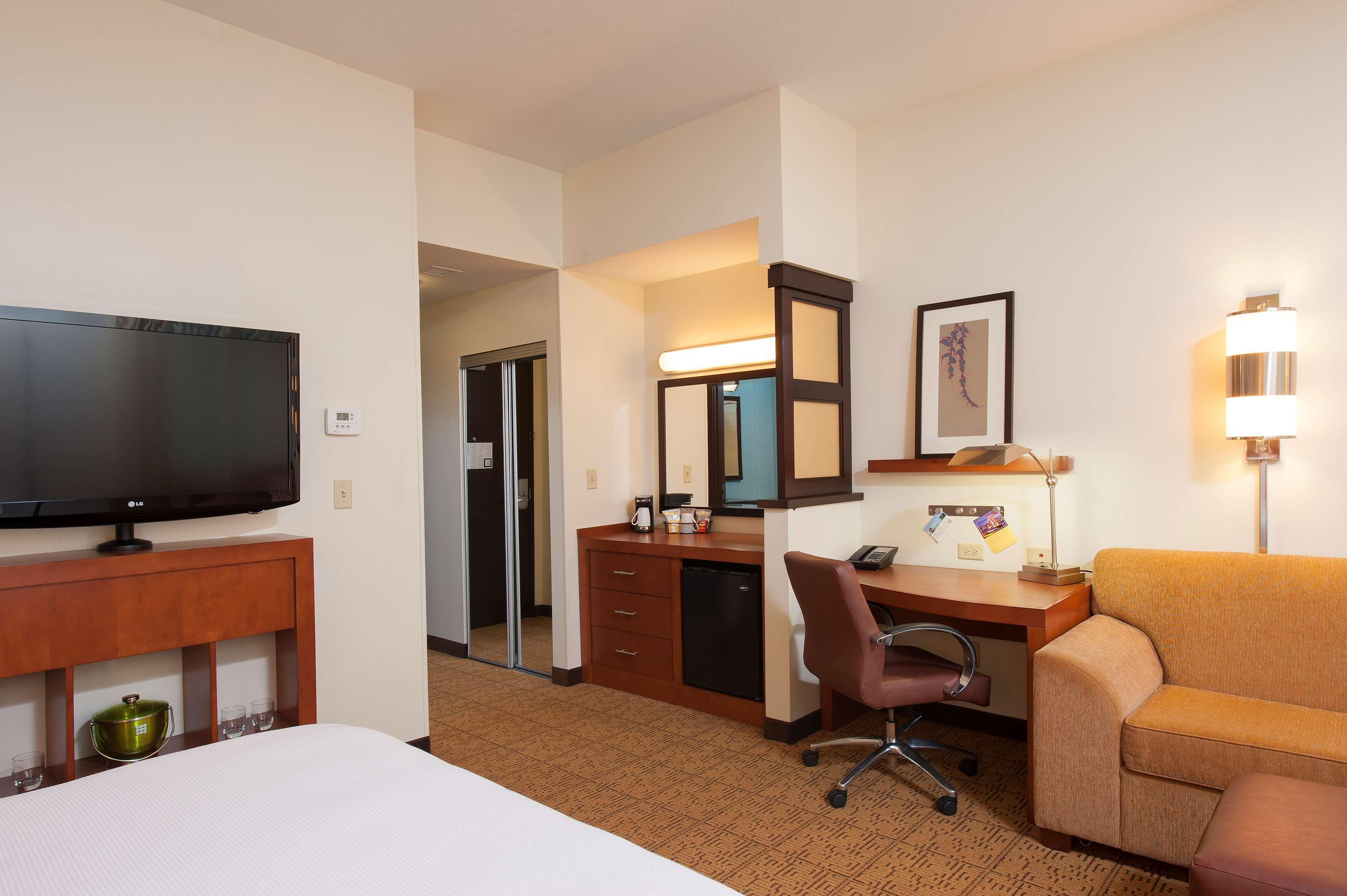 Hyatt Place Des Moines Downtown Exterior foto